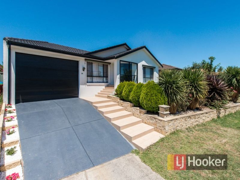 24 Cumberland Chase, Hampton Park VIC 3976