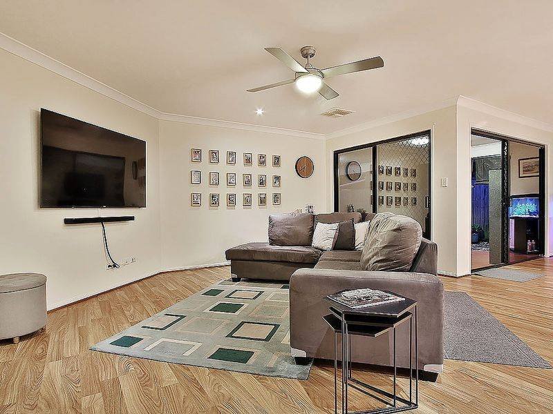 Photo - 24 Curlew Place, Riverhills QLD 4074 - Image 8