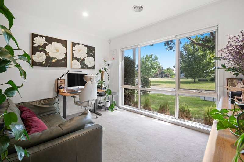 Photo - 24 Cypress Point Parade, Heatherton VIC 3202 - Image 10