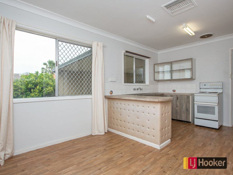 Photo - 24 Cypress Street, South Tamworth NSW 2340 - Image 6