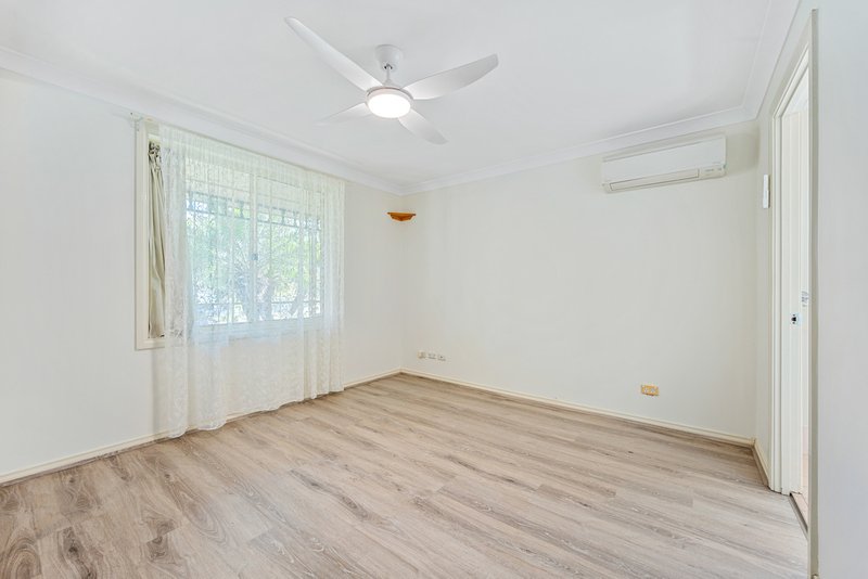 Photo - 24 Daintree Drive, Wattle Grove NSW 2173 - Image 12