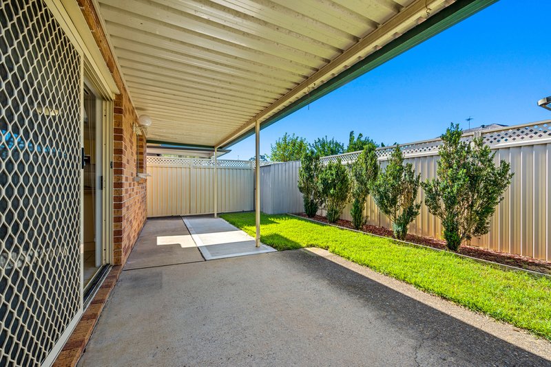 Photo - 24 Daintree Drive, Wattle Grove NSW 2173 - Image 14