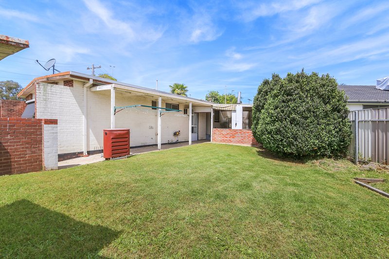 Photo - 24 Dalgleish Street, Wodonga VIC 3690 - Image 10