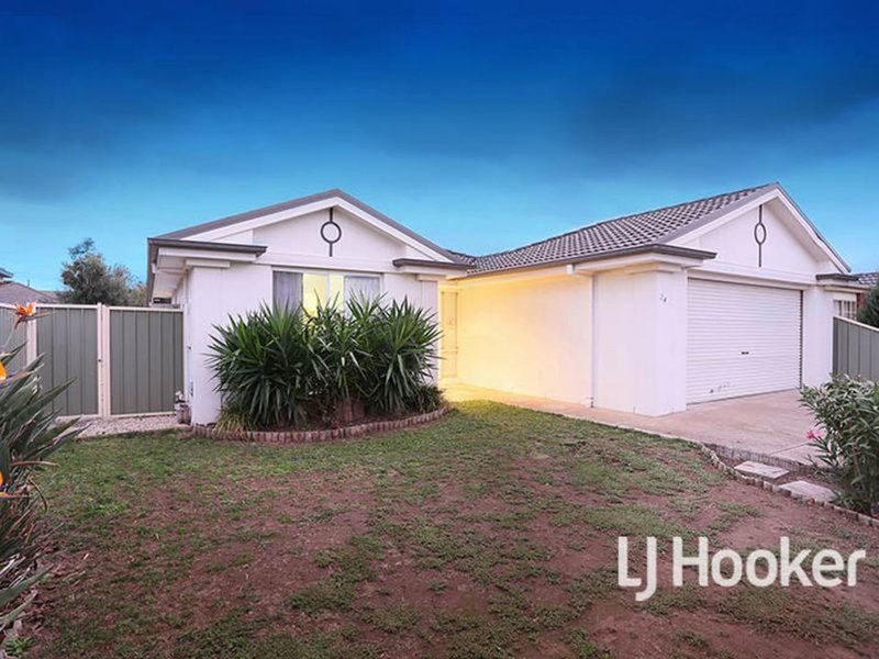 Photo - 24 Dalkeith Drive, Point Cook VIC 3030 - Image 2