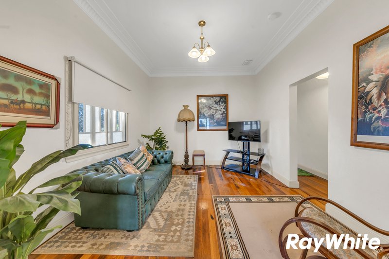 Photo - 24 Daniel Street, Lowood QLD 4311 - Image 8