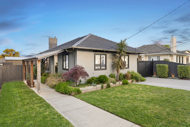 24 Deakin Crescent, Dandenong North VIC 3175