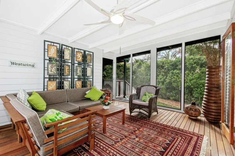 Photo - 24 Decker Street, Chermside West QLD 4032 - Image 2