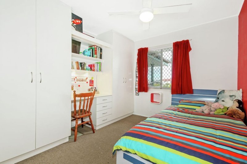 Photo - 24 Decker Street, Chermside West QLD 4032 - Image 7