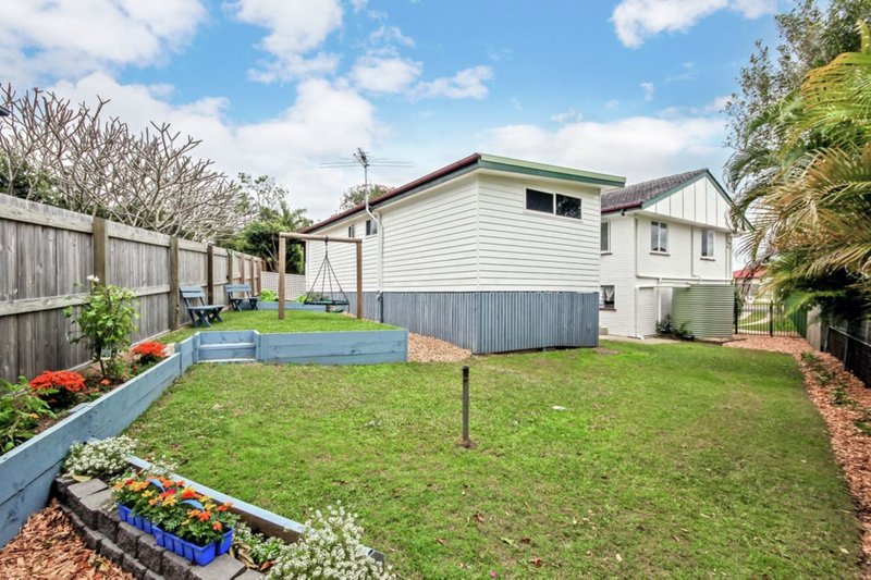 Photo - 24 Decker Street, Chermside West QLD 4032 - Image 12