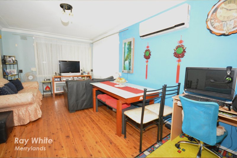 Photo - 24 Dell Street, Woodpark NSW 2164 - Image 2