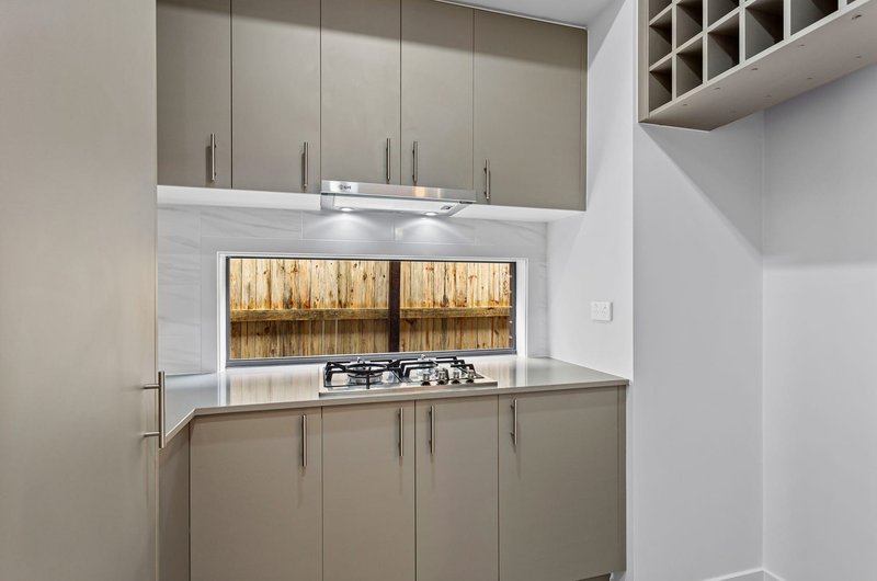Photo - 24 Desert Road, Greenbank QLD 4124 - Image 3