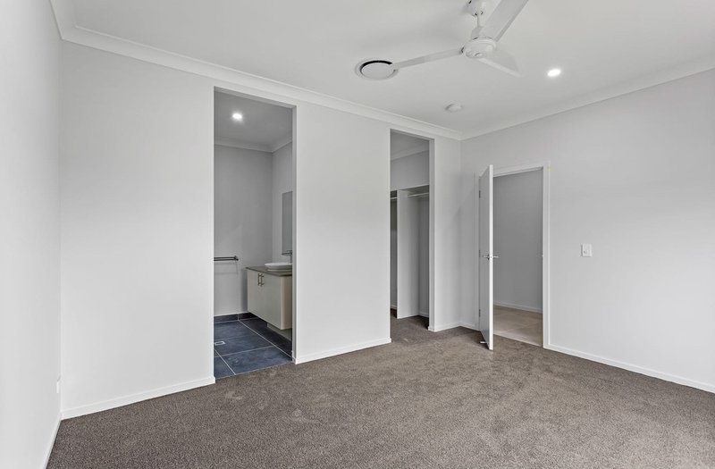 Photo - 24 Desert Road, Greenbank QLD 4124 - Image 8