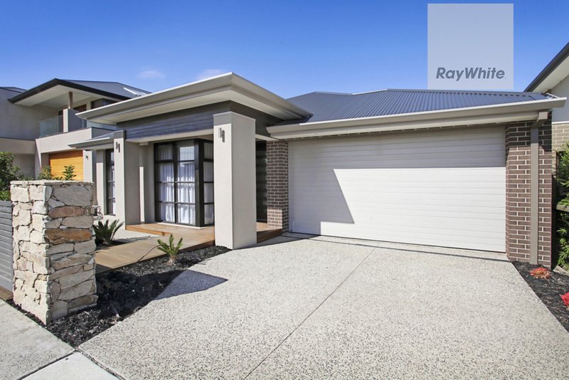 24 Destination Drive, Greenvale VIC 3059