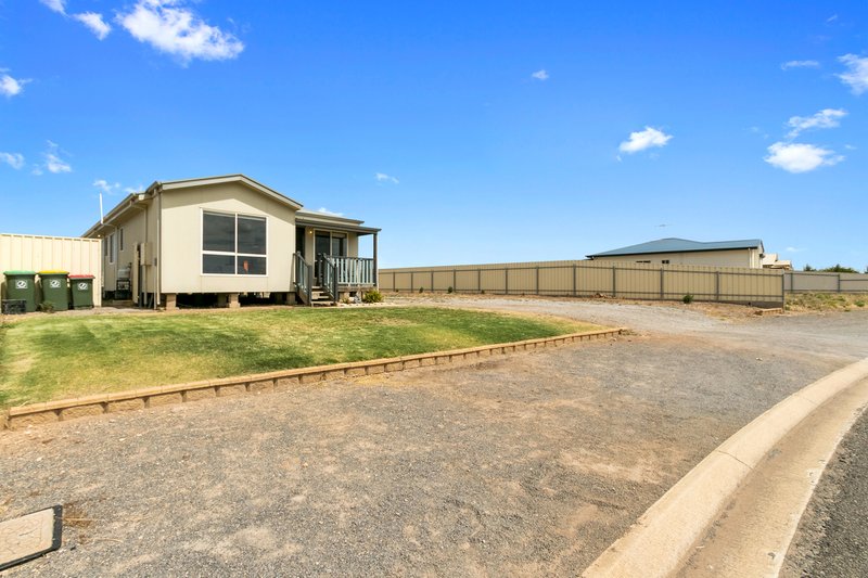 Photo - 24 Dev Patterson Drive, Edithburgh SA 5583 - Image 2