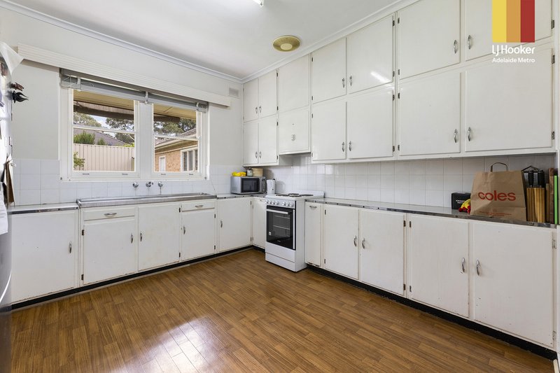 Photo - 24 Devereux Road, Hazelwood Park SA 5066 - Image 7