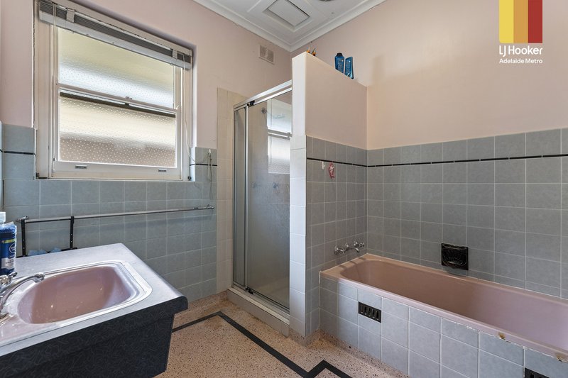 Photo - 24 Devereux Road, Hazelwood Park SA 5066 - Image 14