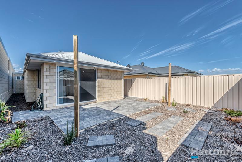Photo - 24 Dhufish Way, Two Rocks WA 6037 - Image 9