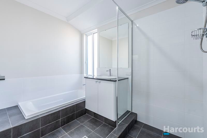 Photo - 24 Dhufish Way, Two Rocks WA 6037 - Image 16