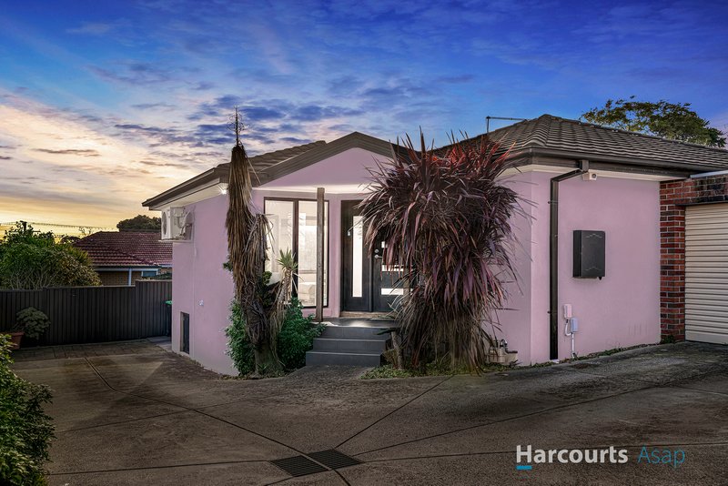 Photo - 2/4 Doonbrae Avenue, Noble Park North VIC 3174 - Image