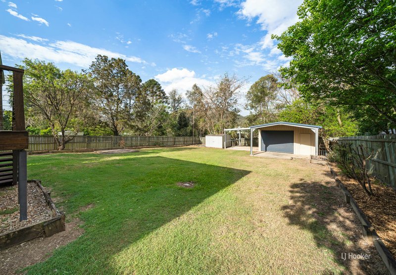 Photo - 24 Down Street, Esk QLD 4312 - Image 2