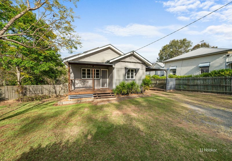 Photo - 24 Down Street, Esk QLD 4312 - Image 14