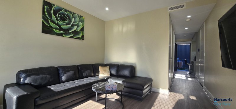 Photo - 24 Dowse Avenue, Marsden Park NSW 2765 - Image 5