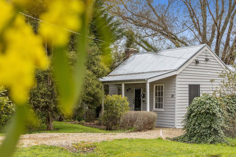 24 Drake Street, Malmsbury VIC 3446