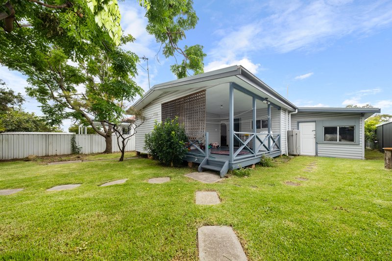 Photo - 24 Dudley Street, Gorokan NSW 2263 - Image 5