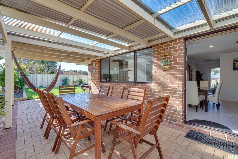 Photo - 24 Duncombe Grove, Quinns Rocks WA 6030 - Image 21