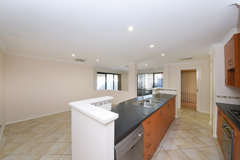 Photo - 24 Durrington Glade, Clarkson WA 6030 - Image 10