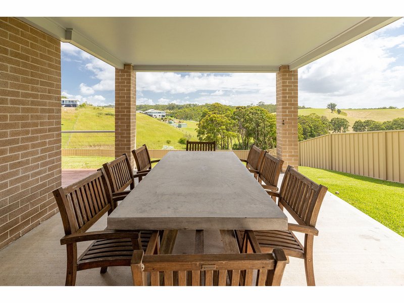 Photo - 24 Eastern Valley Way, Tallwoods Village NSW 2430 - Image 10