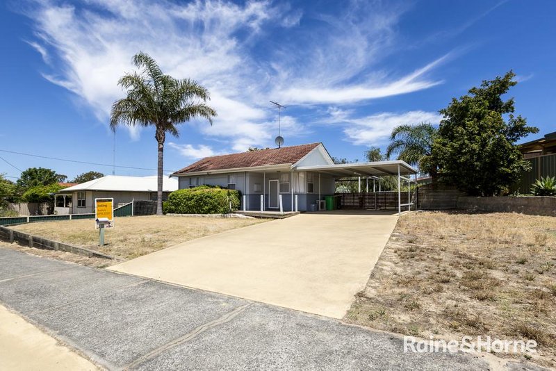 24 Ecclestone Street, Carey Park WA 6230