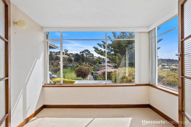 Photo - 24 Edge Avenue, Lenah Valley TAS 7008 - Image 8