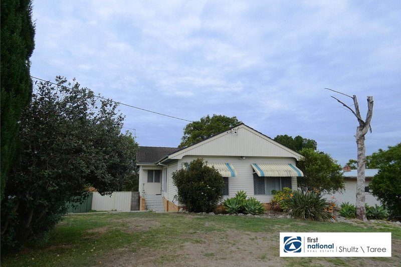 24 Edinburgh Drive, Taree NSW 2430