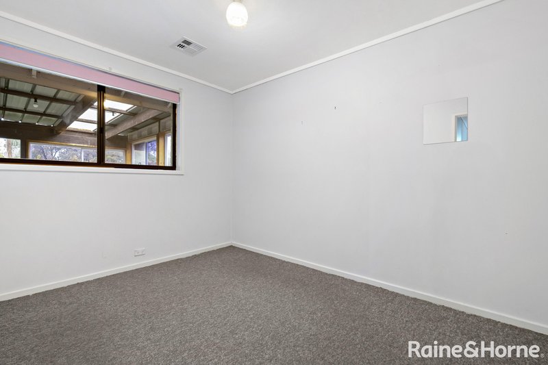 Photo - 24 Edlington Street, Fraser ACT 2615 - Image 11