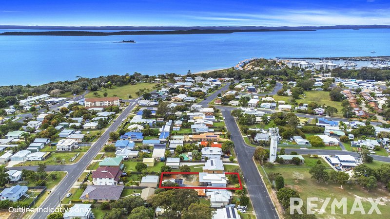 Photo - 24 Edward Street, Urangan QLD 4655 - Image 2