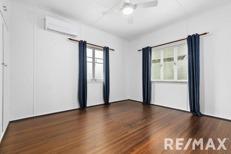 Photo - 24 Edward Street, Urangan QLD 4655 - Image 14