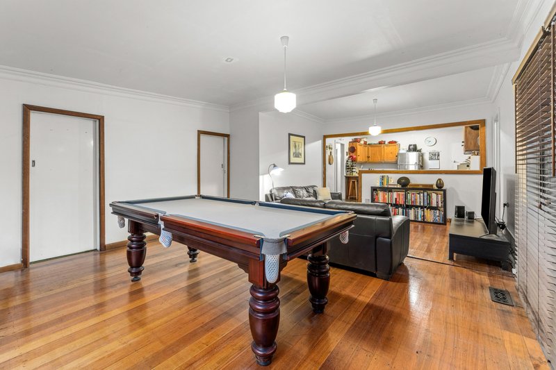 Photo - 24 Eley Road, Burwood VIC 3125 - Image 7