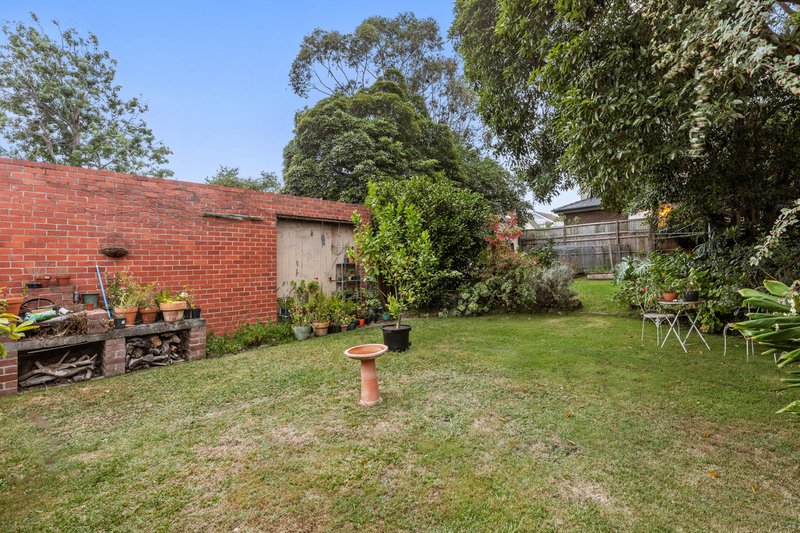 Photo - 24 Eley Road, Burwood VIC 3125 - Image 11