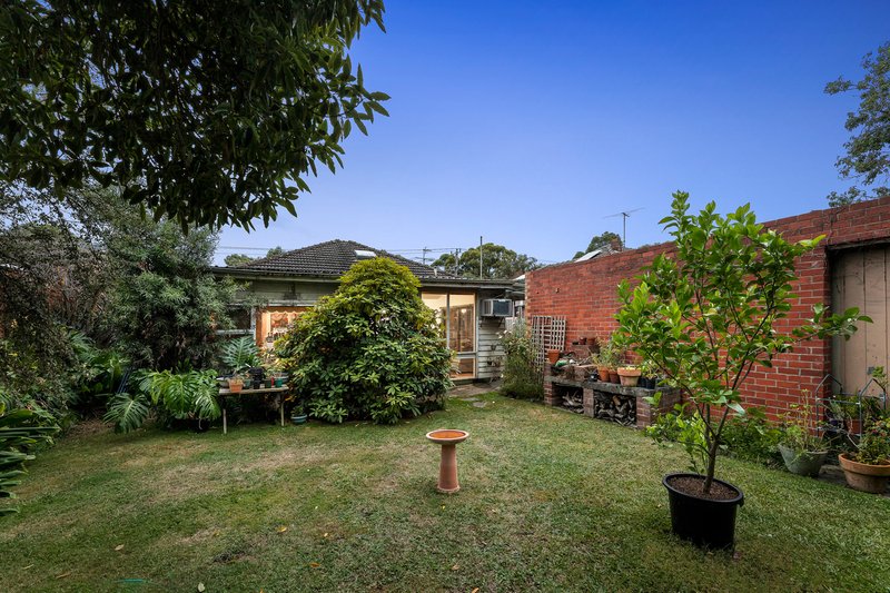 Photo - 24 Eley Road, Burwood VIC 3125 - Image 12