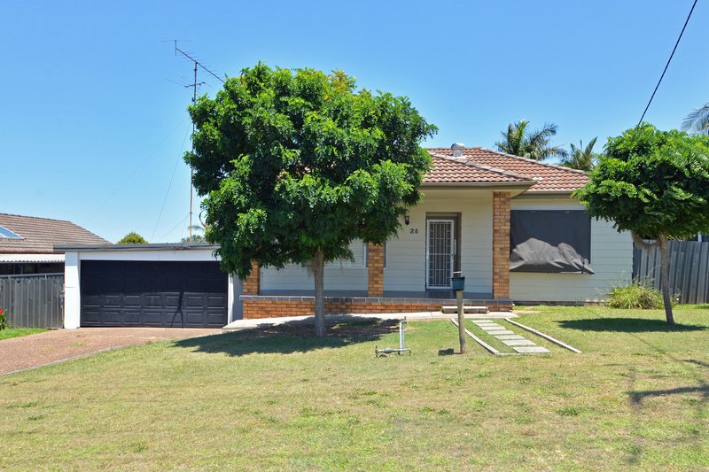 24 Elizabeth Street, Holmesville NSW 2286