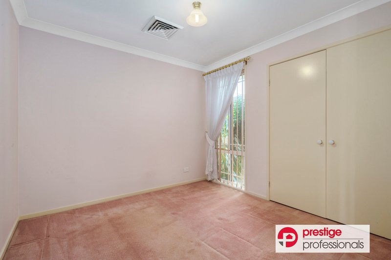 Photo - 24 Ellesmere Court, Wattle Grove NSW 2173 - Image 7