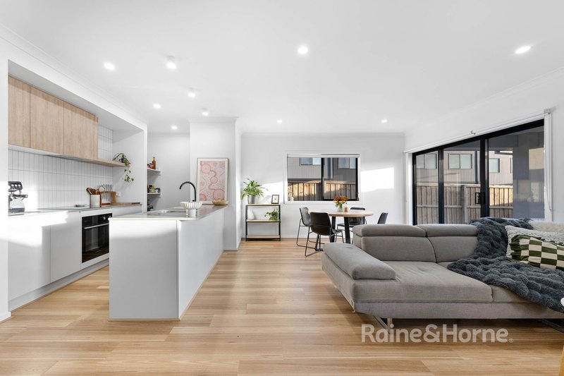 Photo - 24 Ellis Drive, Diggers Rest VIC 3427 - Image 3