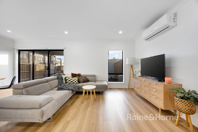 Photo - 24 Ellis Drive, Diggers Rest VIC 3427 - Image 7