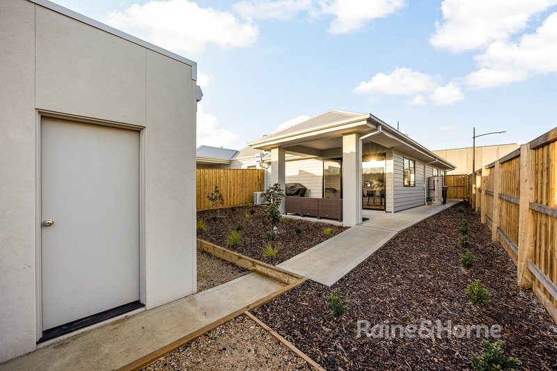 Photo - 24 Ellis Drive, Diggers Rest VIC 3427 - Image 16