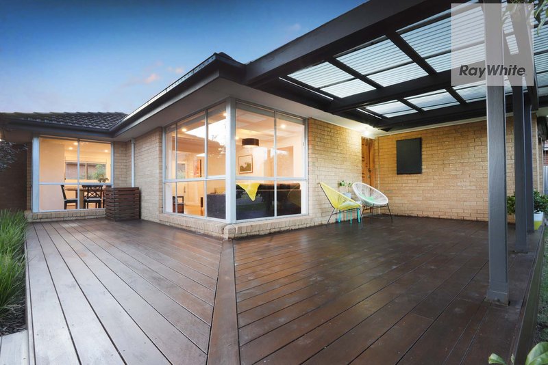 Photo - 24 Elmhurst Road, Gladstone Park VIC 3043 - Image 2