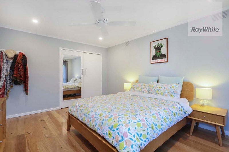 Photo - 24 Elmhurst Road, Gladstone Park VIC 3043 - Image 15