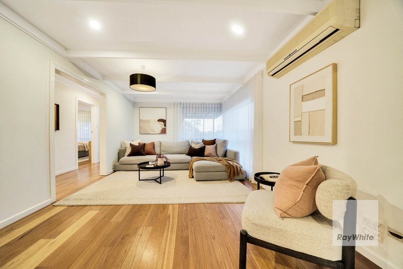 Photo - 24 Elmhurst Road, Gladstone Park VIC 3043 - Image 16