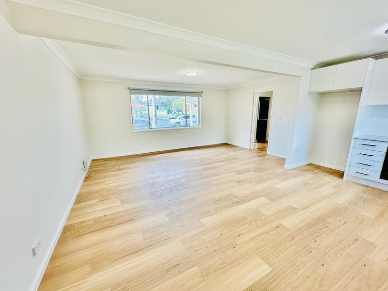 Photo - 24 Eltham Street, Blacktown NSW 2148 - Image 2