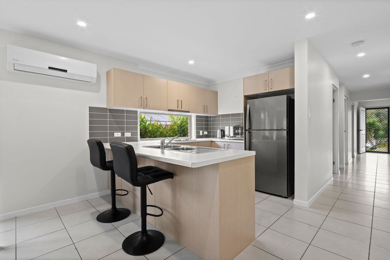 Photo - 24 Emily Street, Ormeau QLD 4208 - Image 2